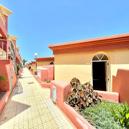 Nice Apartment,Wifi Free En Area Common,Terrace,View,Beach, Tenerife South Lägenhet *